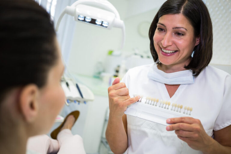 Quem Tem Bruxismo Pode Colocar Lentes de Contato Dental